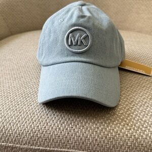 Michael Kors Classic Gray Hat